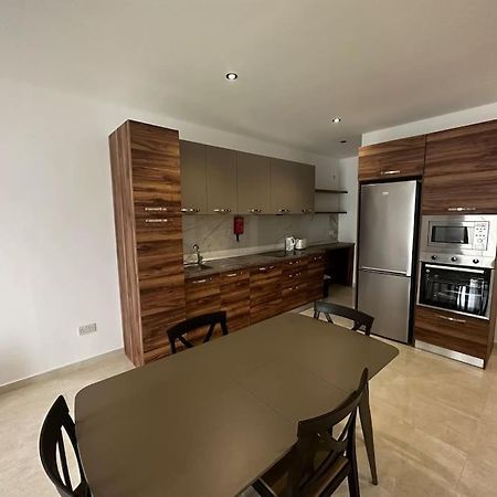 شقة Duplex Penthouse In Gzira Sleeps 6 المظهر الخارجي الصورة