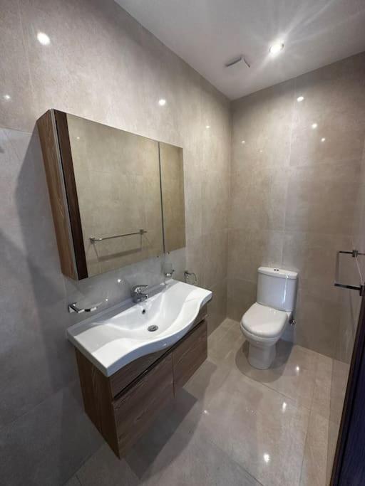 شقة Duplex Penthouse In Gzira Sleeps 6 المظهر الخارجي الصورة